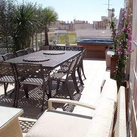 Appartement Modern, Spacious Three Bedroom