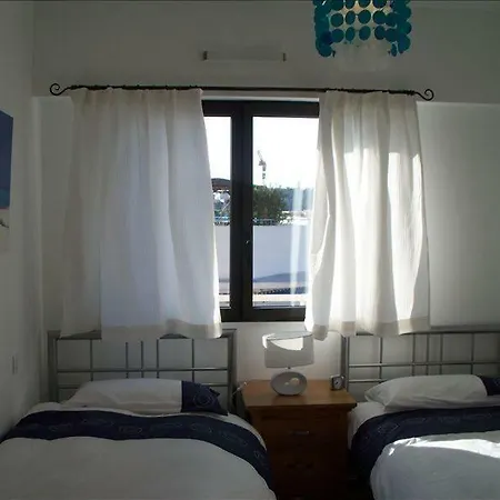 Lägenhet Modern, Spacious Three Bedroom Antibes